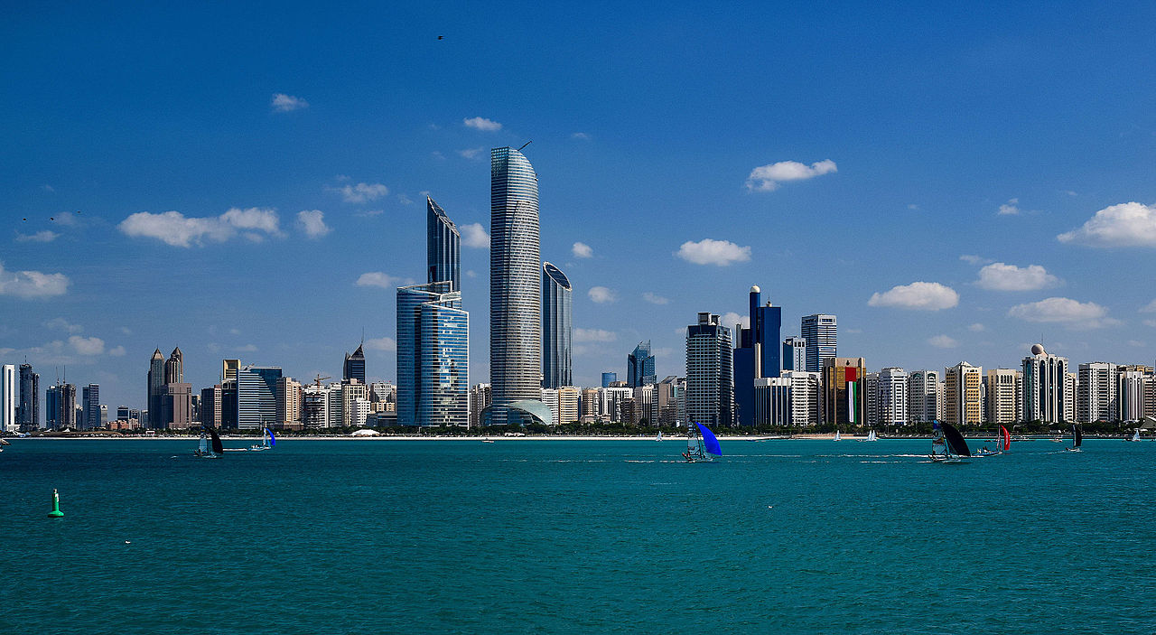 1280px-Abu_dhabi_skylines_2014.jpg